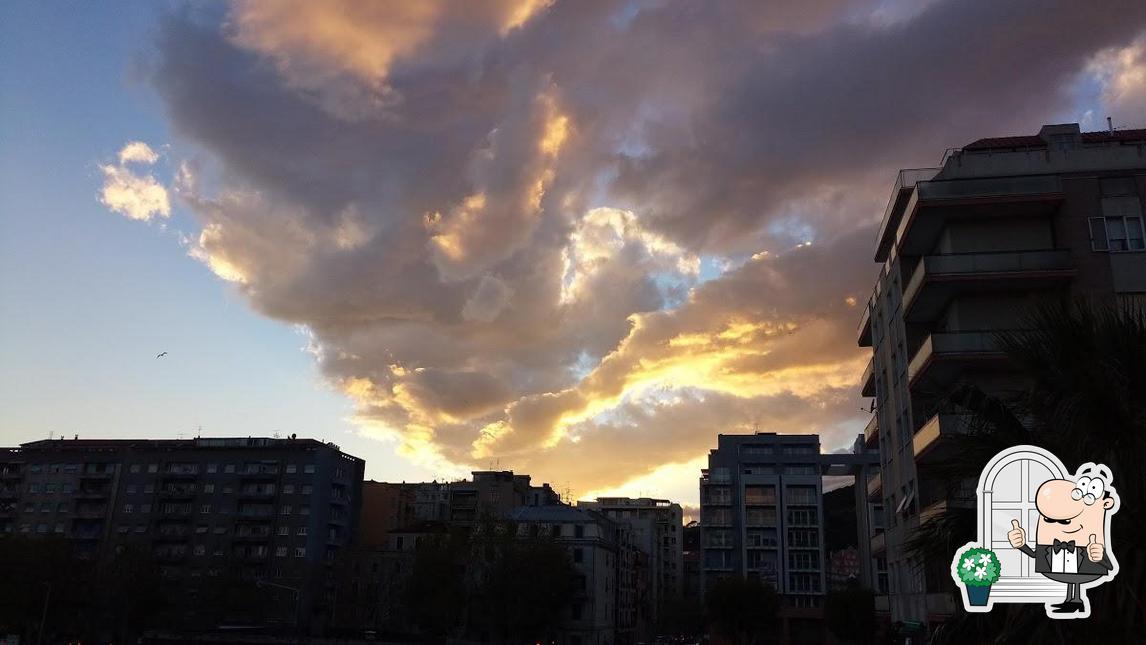 Gli esterni di Pit Stop