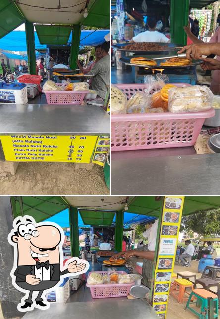 See this picture of Amritsari Nutri Kulcha