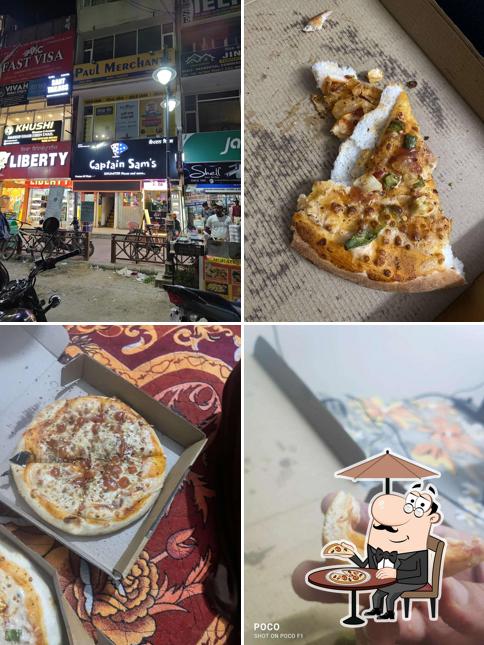 The exterior of Captain Sam's Pizza Phase 7