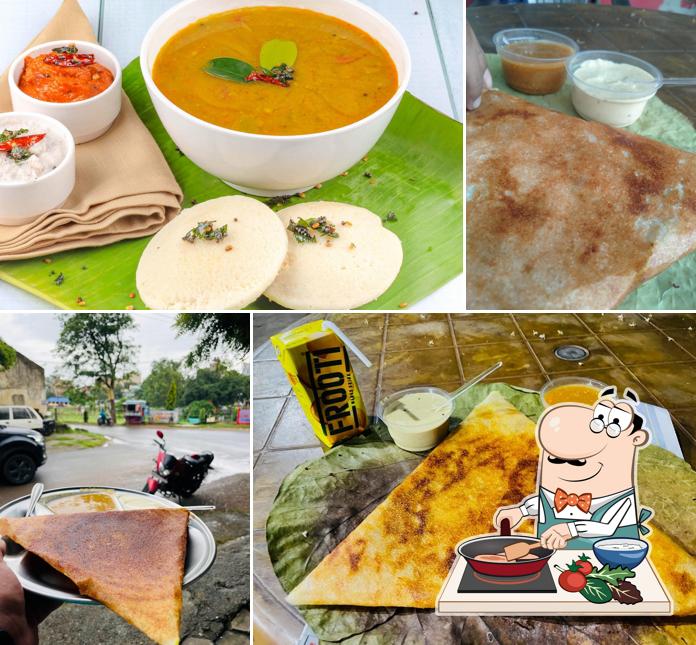 Chicken curry at Jeetu Corner- Dosa Point