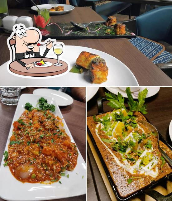 Food at Oak seasons restro and banquet