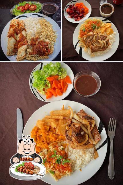 Platos en Canto dos lanches