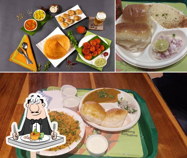 Meals at Wadeshwar Bhuvan