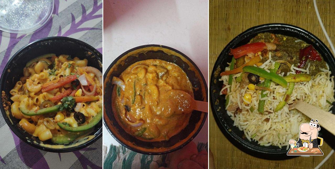 Food at The Good Bowl