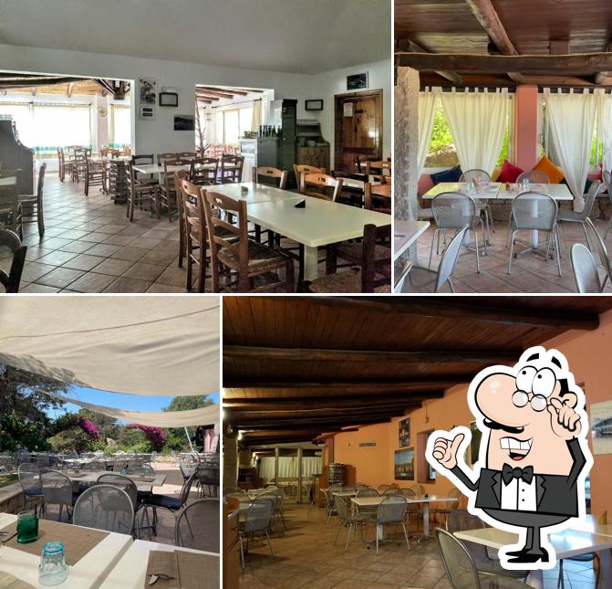 Siediti a un tavolo di Baretto Cala di Volpe