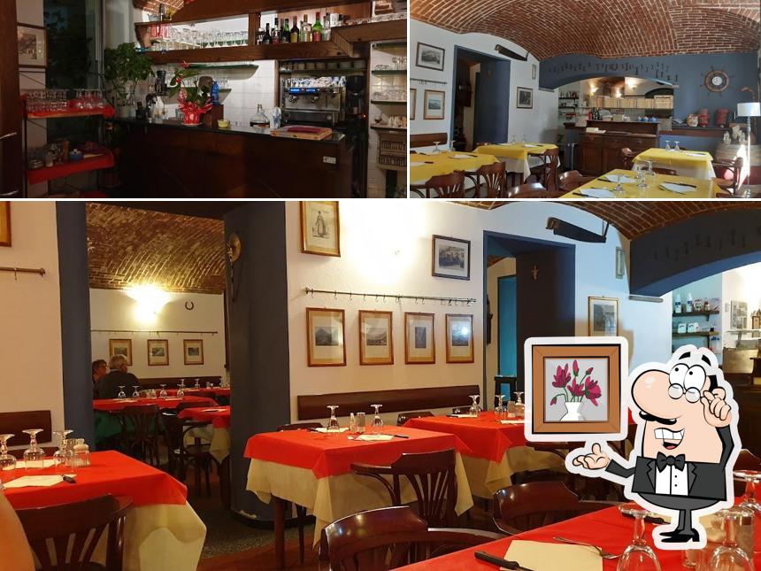 Dai un'occhiata agli interni di Hosteria La Fontana Ristorante Pizzeria