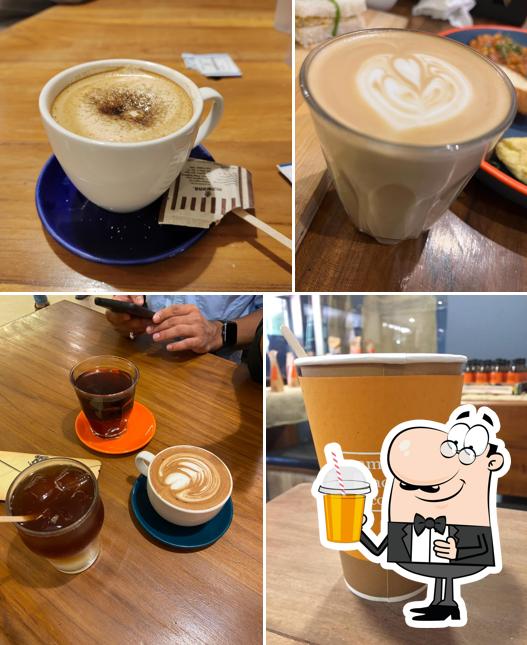 Corridor Seven Coffee Roastery/Standing Room