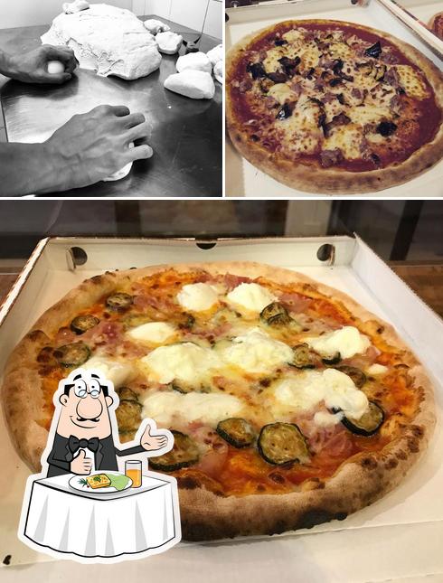 Cibo al Pizzeria mondo moderno