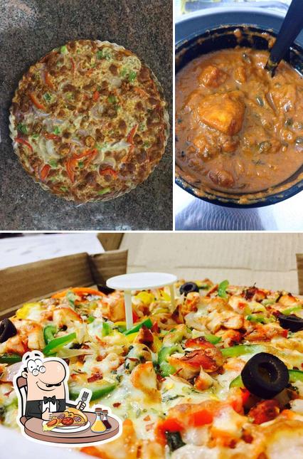 Order pizza at Rollin Takeaway