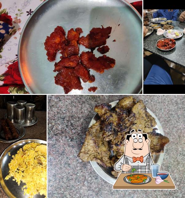 Chicken wings at ABUBAKAR SIDDIQ HOTEL