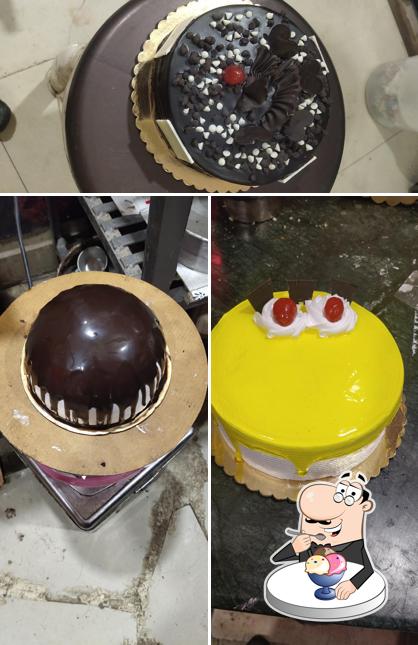 King Bakery & Fast Food serves a variety of desserts