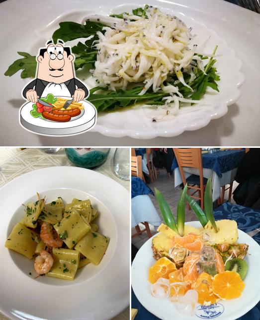 Platti al La compagnia del Concord On The Sea