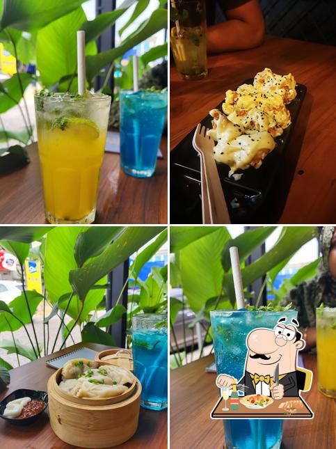 Meals at TOK AND FOS