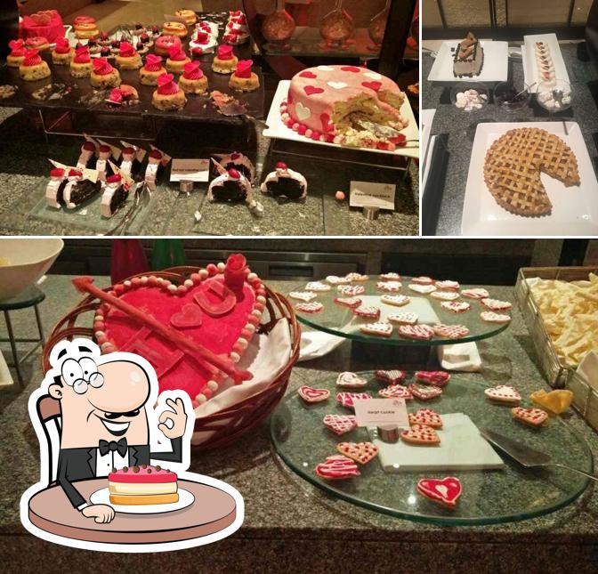 Look at the picture of Amara -The Trident