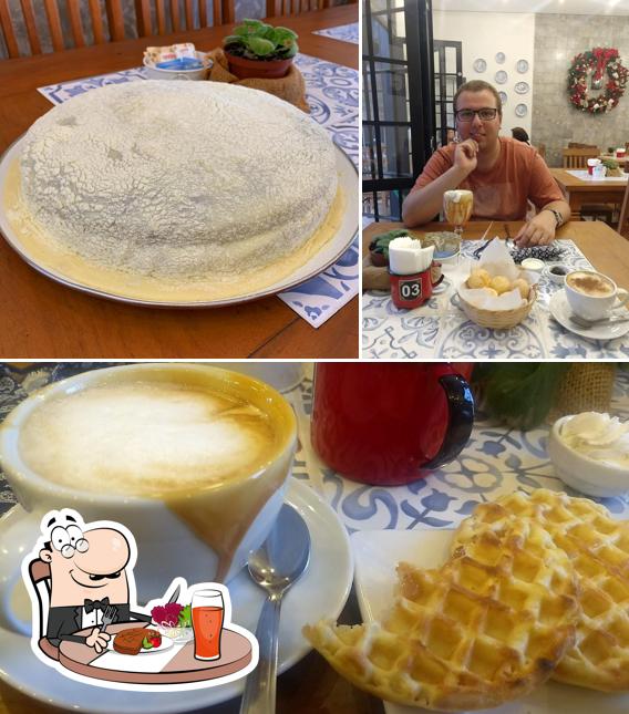 A foto do Café Da Fonte’s mesa de jantar e bebida