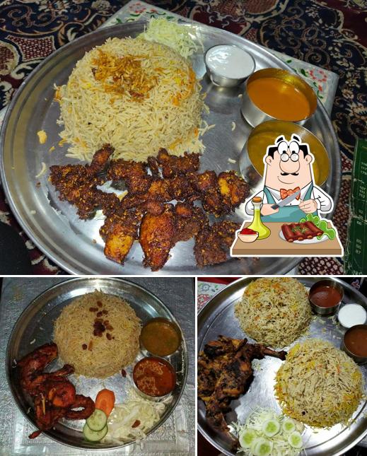 Order meat dishes at Al-madina Mandi House