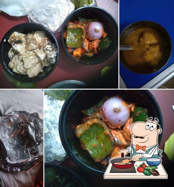 Chicken curry at Kesarwani Dosa