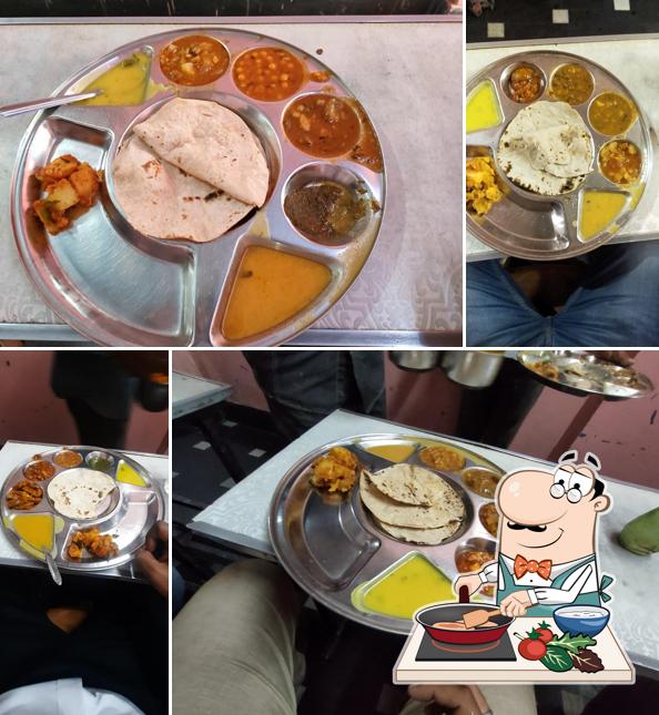 Chicken curry at Marwadi Basa