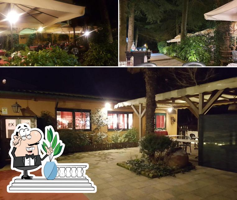 Gli esterni di Ristorante Pizzeria Ranch Rocce Rosse