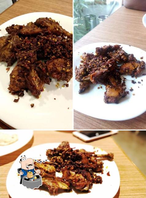 Food at Rahmaniya Kethel's Chicken