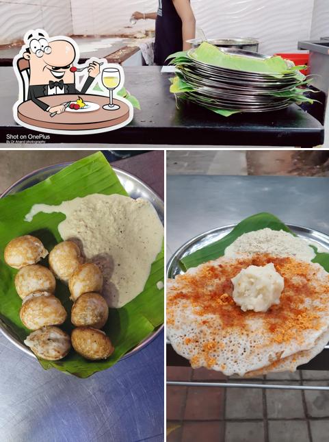 Food at Davangere Benne Dose ದಾವಣಗೆರೆ ಬೆಣ್ಣೆ ದೋಸೆ