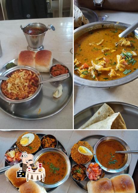 Food at Hotel Marathi Zatka - Chicken Misal in Lonavala Best Misal in Lonavala