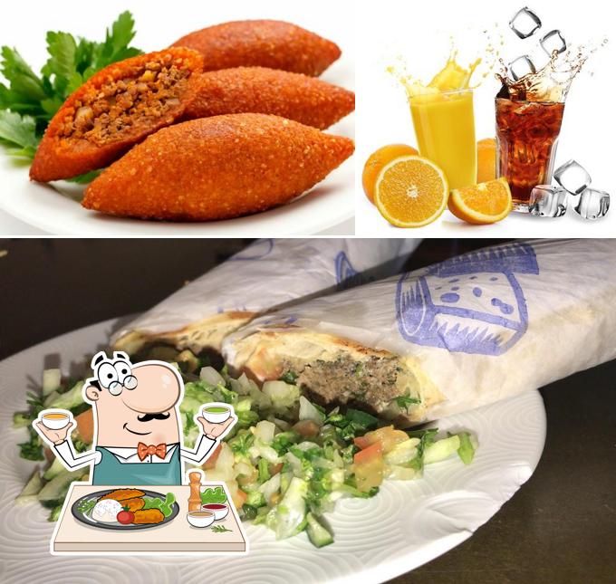 A foto do Tarbush’s comida e bebida