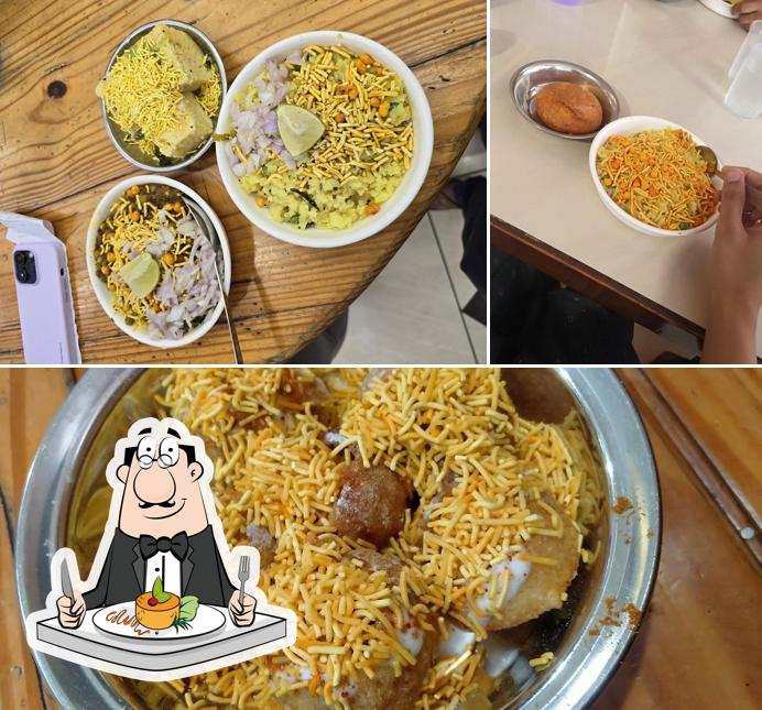 Chaat at Apna Sweets