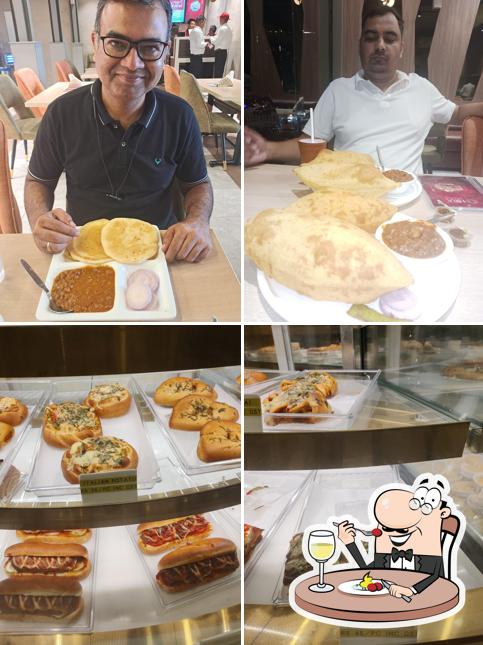 Meals at Hira Sweets