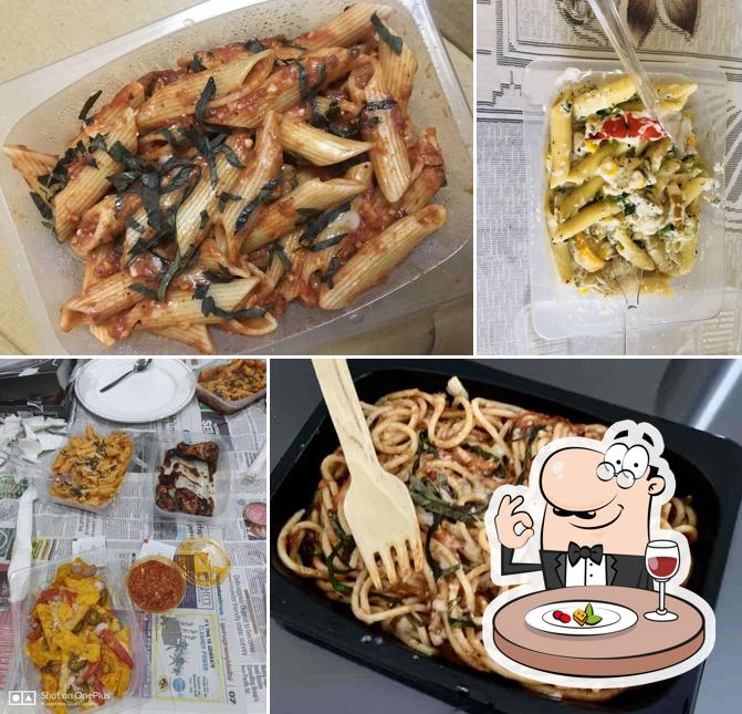 Meals at Tossin Pizza Baani Square