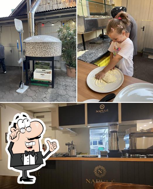 Gli interni di NAPULÉ PIZZERIA EFFRETIKON