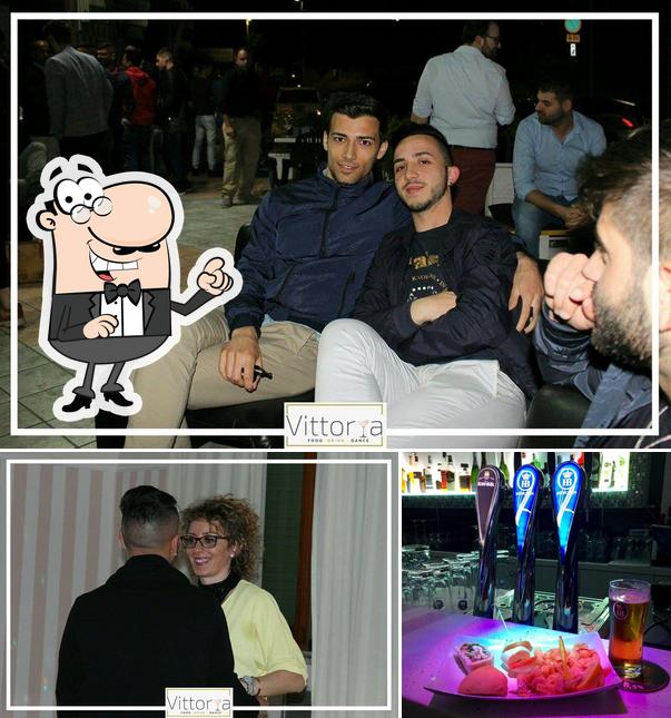 Ristorante Vittoria si caratterizza per la interni e birra