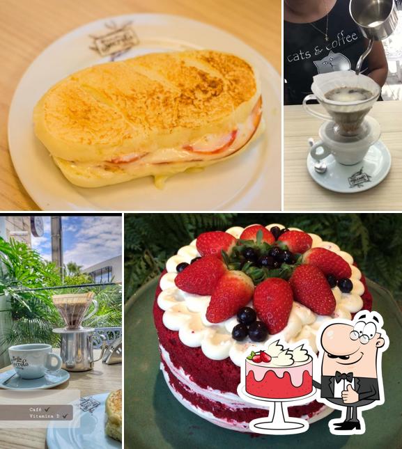 Bolo veludo vermelho em Jardim Secreto Cafeteria