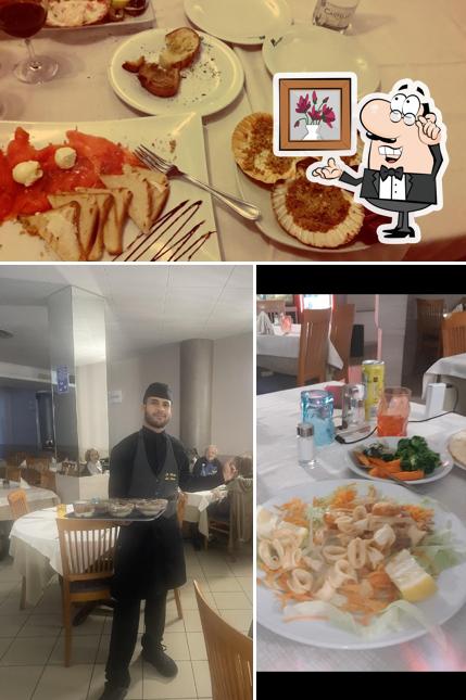 La interni e cibo del ristorante