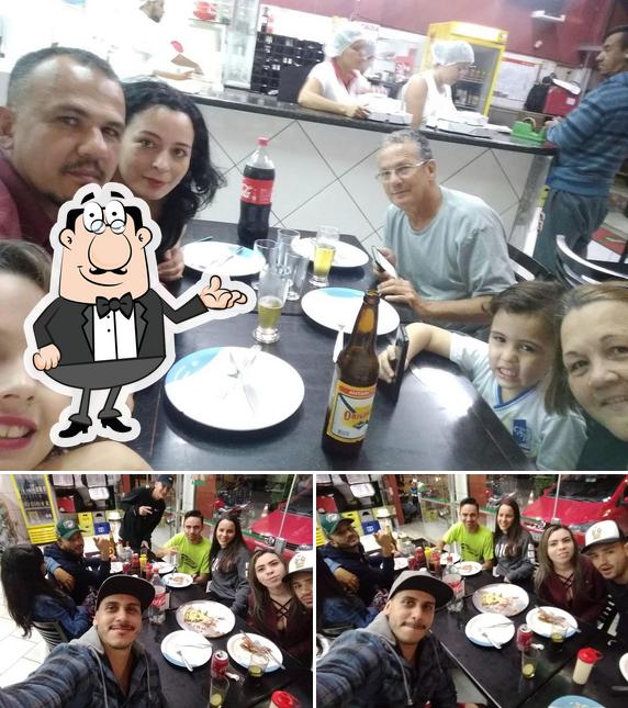 Veja imagens do interior do PIARELA PERUS PIZZARIA & ESFIHARIA