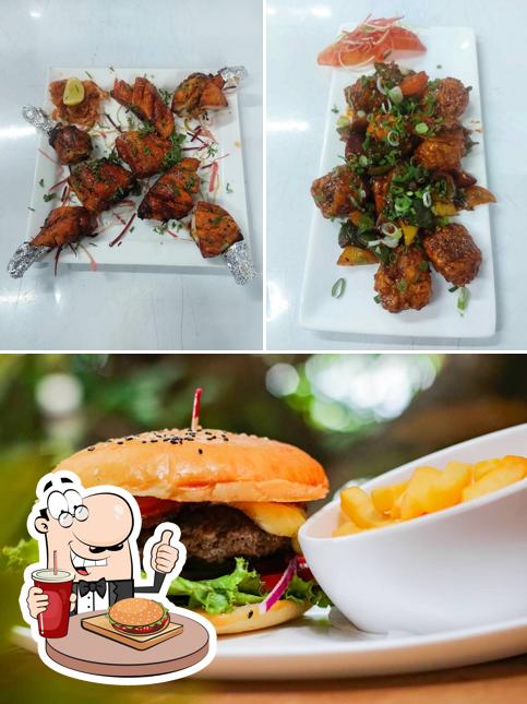 Hamburger at Tree House Restaurant