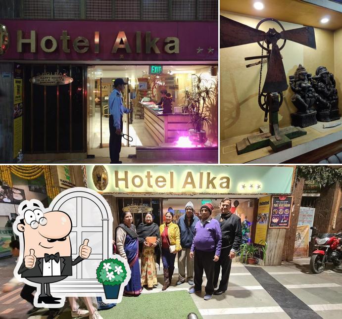 Check out how Vega looks outside