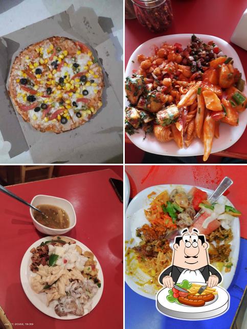 Food at Woody Jhone's Pizza