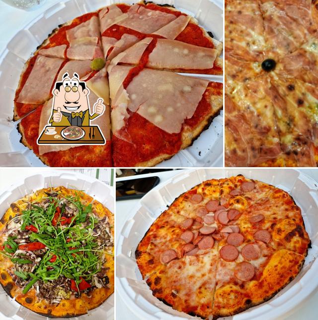 Scegli una pizza a Pizzeria Snoopy 2
