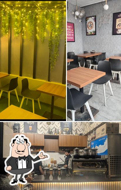 Check out how Chai Sutta Bar looks inside