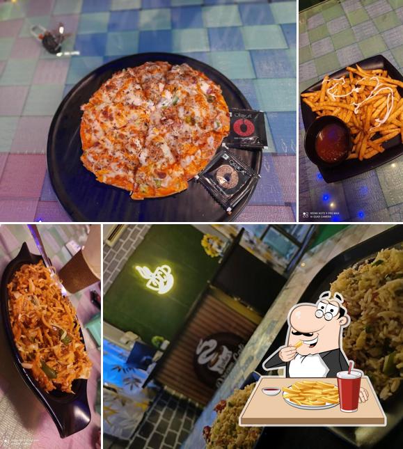 French fries at Dreams cafe