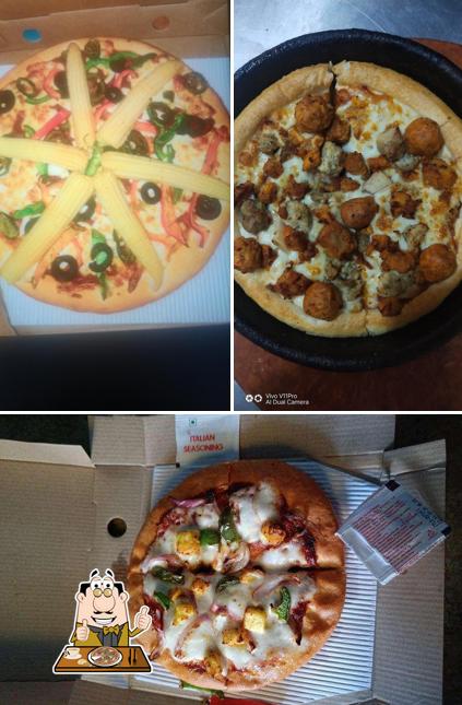 Pick different kinds of pizza