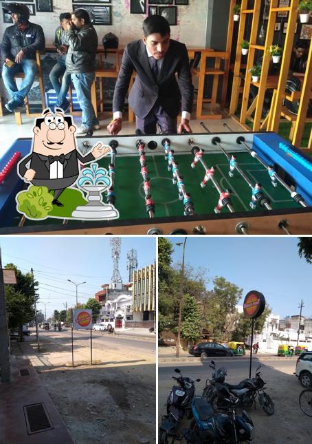 The exterior of Burger Point