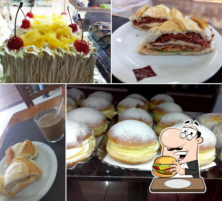 Experimente um hambúrguer no Panificadora Bonfim