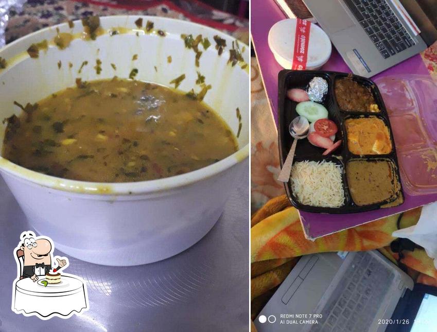 Celebrity kitchen provides a variety of desserts