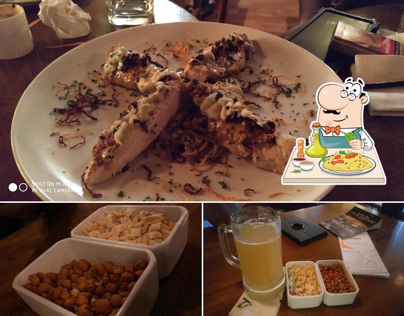 Food at The Moon And Sixpence