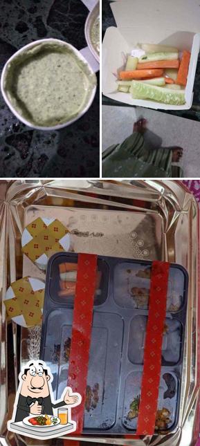 Food at UBQ-Meals,Thalis & Bowls