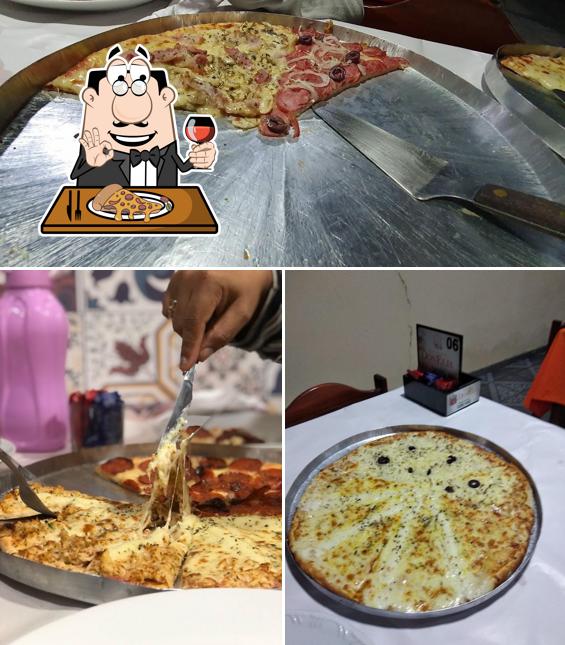 No Trattoria Don Elia, você pode desfrutar de pizza