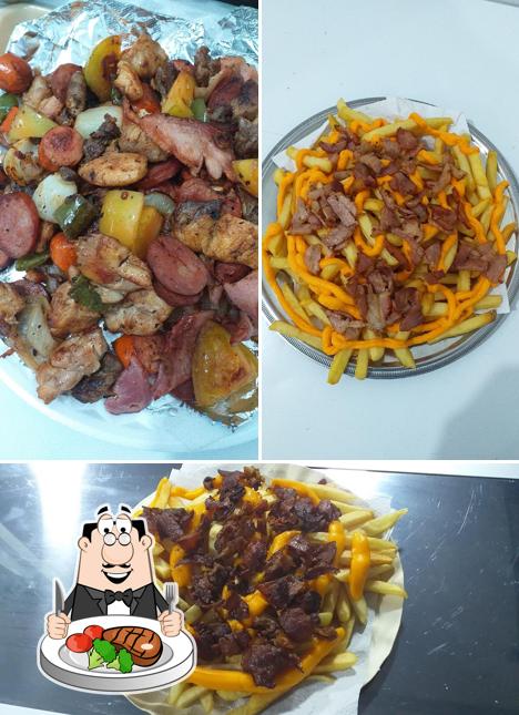 Escolha pratos de carne no SIRI LANCHES