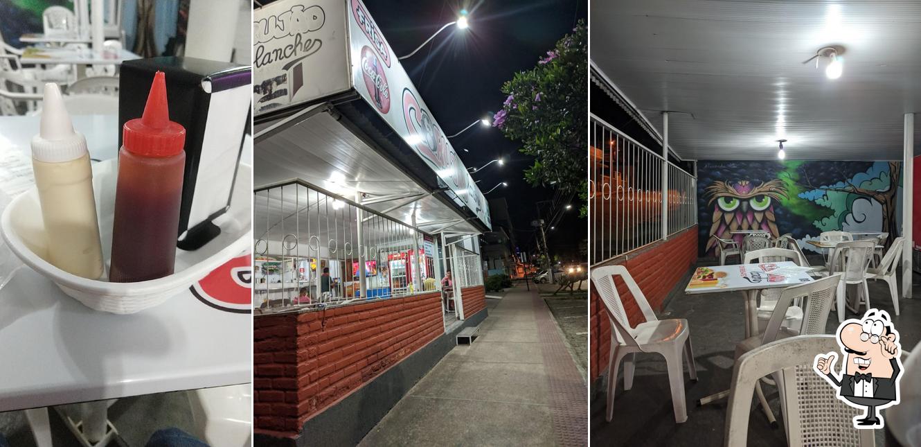 Veja imagens do interior do Corujao Lanches Em Venda Nova Do Imigrantes